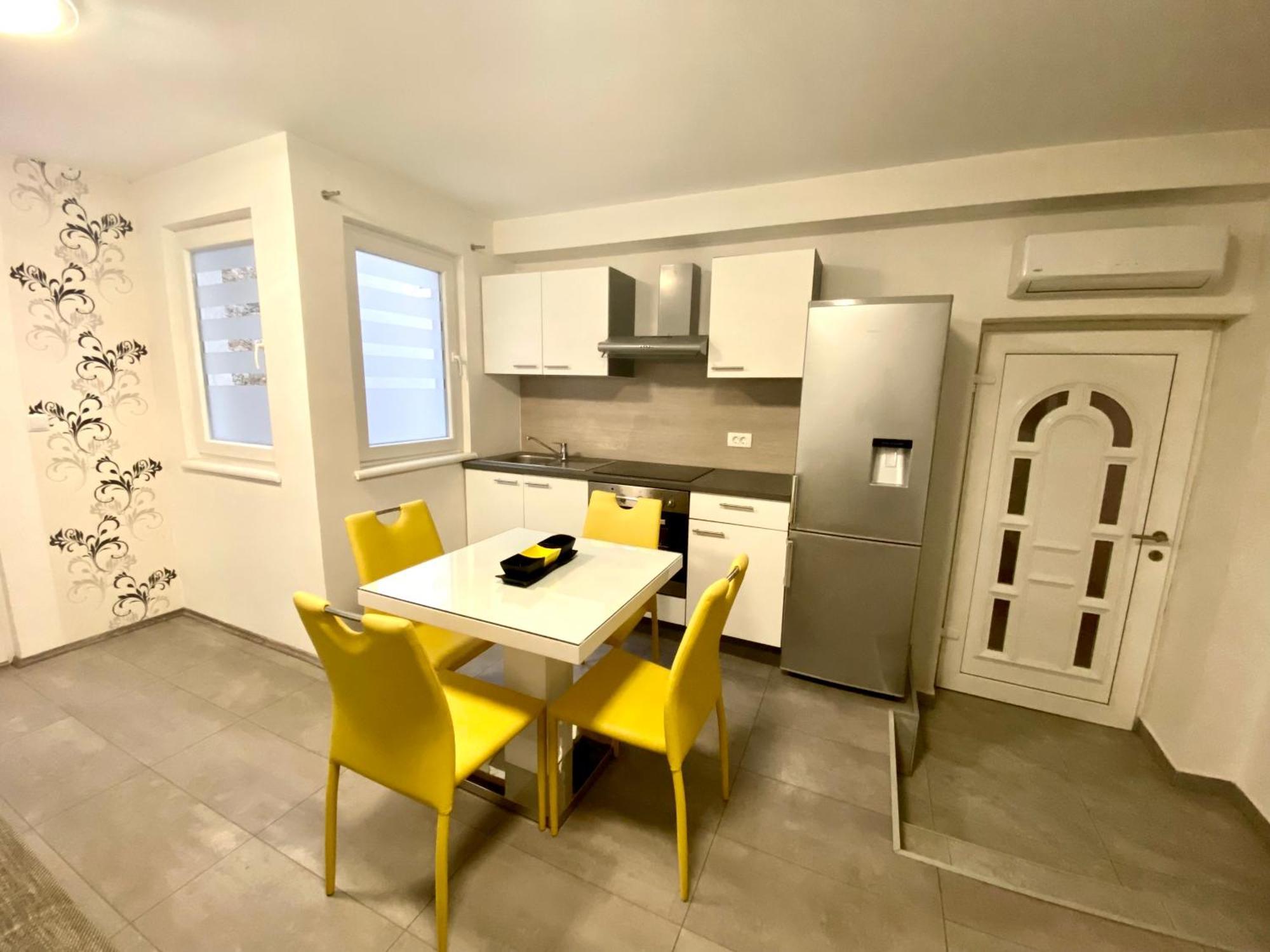 Apartments Suzi קריקווניצה מראה חיצוני תמונה